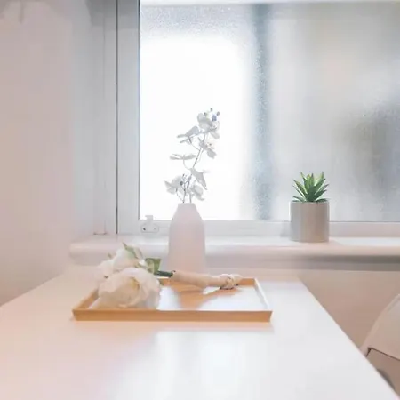 *Central Brighton Modern Studio* Exterior photo